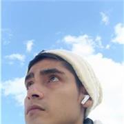 Apasionado por la tecnología y la enseñanza, mi objetivo es iniciar con los primeros pasos y acompañar a los más conocedores.